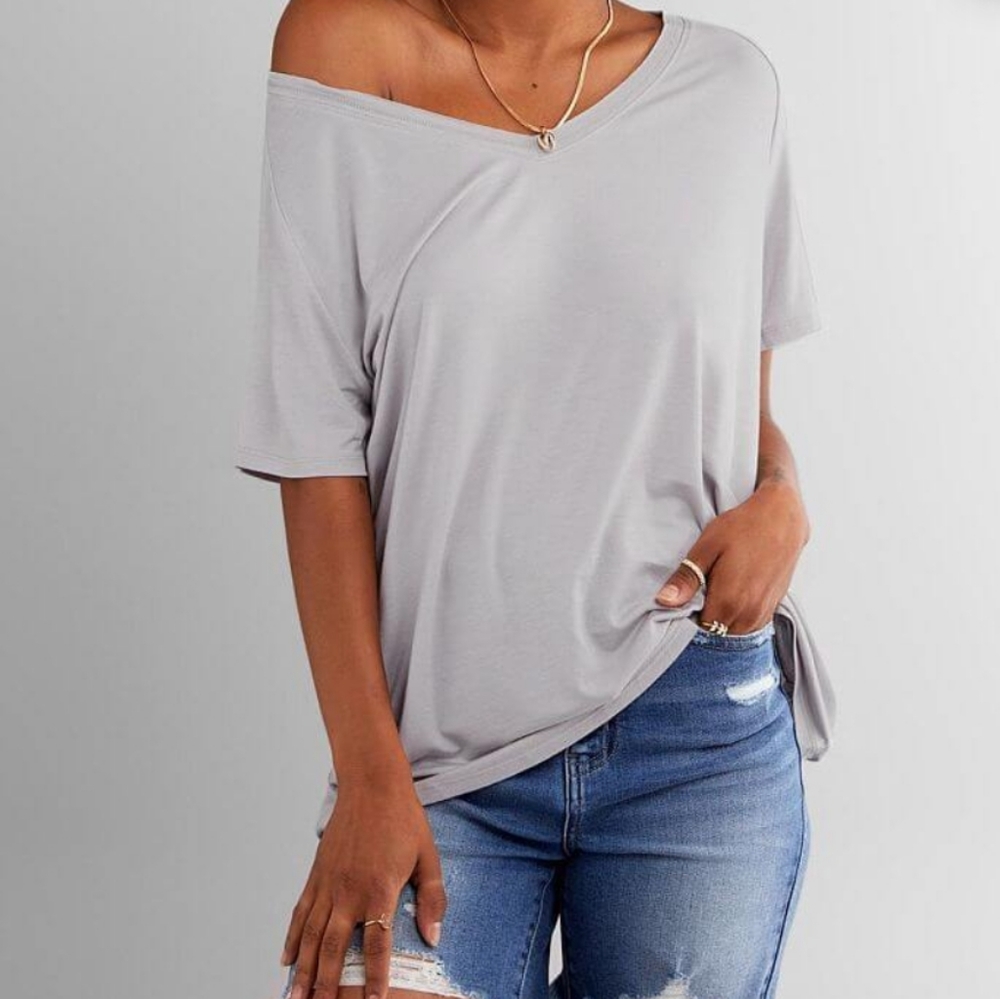 Double Zero slouchy v-neck neck from Buckle